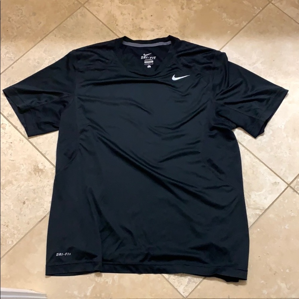 Nike Dri-Fit Short Sleeve Shirt Black Men’…